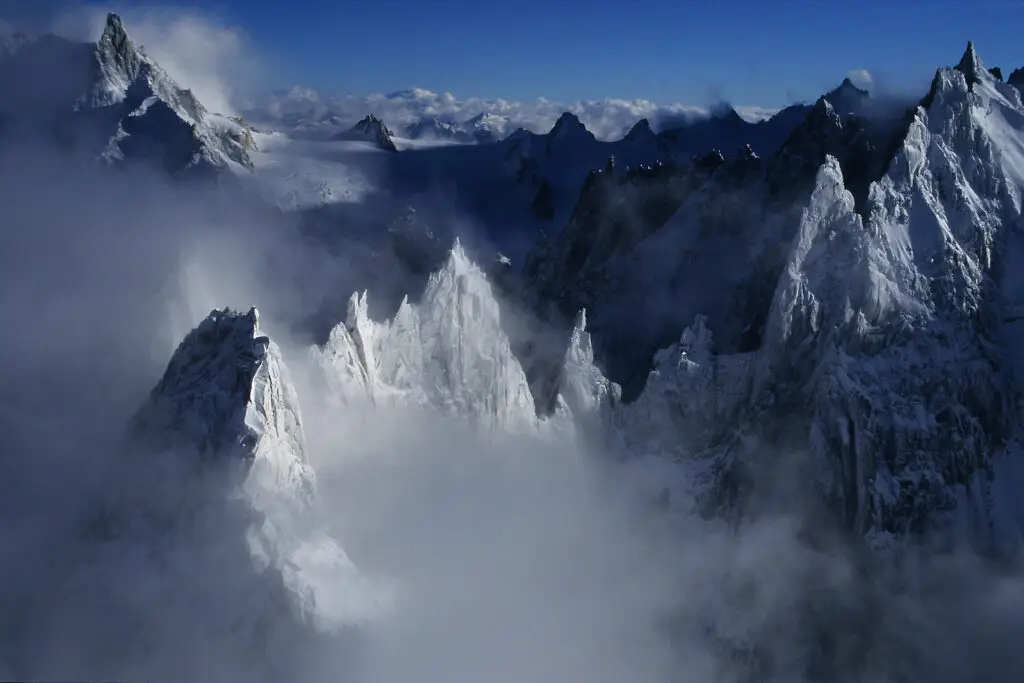 Chamonix_Aiguilles_wqxga